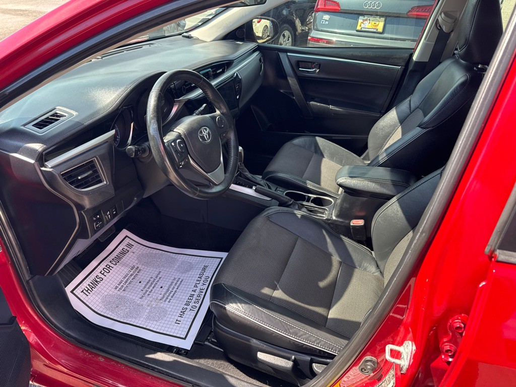 2015 Toyota Corolla Image 8
