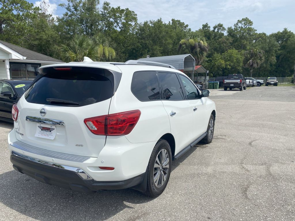 2020 Nissan Pathfinder Image 6