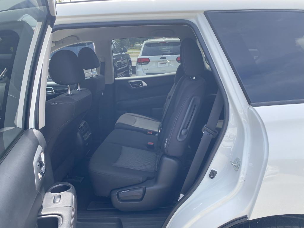 2020 Nissan Pathfinder Image 10