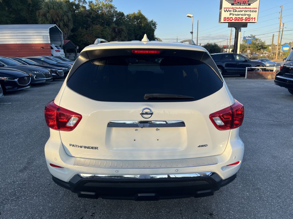 2020 Nissan Pathfinder Image 6