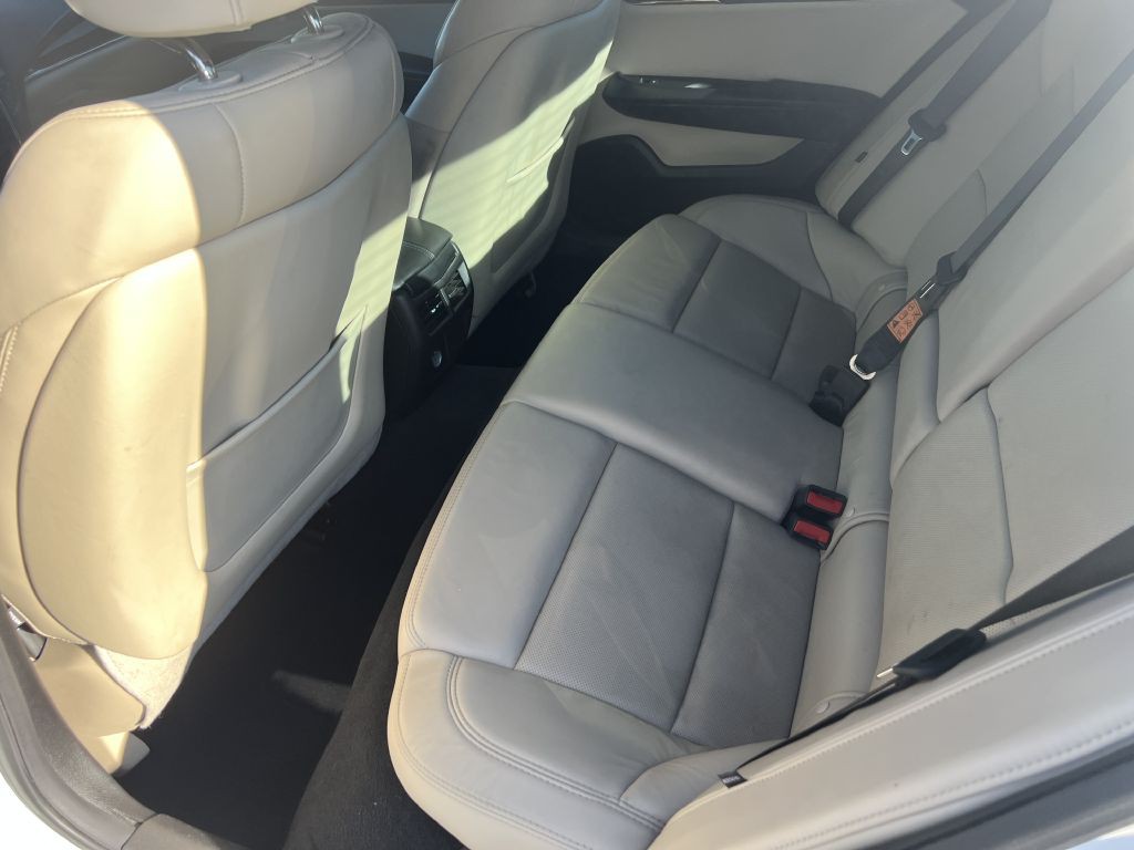 2017 Cadillac ATS Image 12
