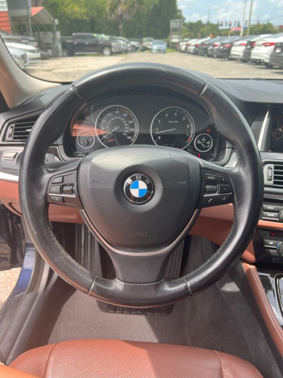 2015 BMW 5 Series Image 10