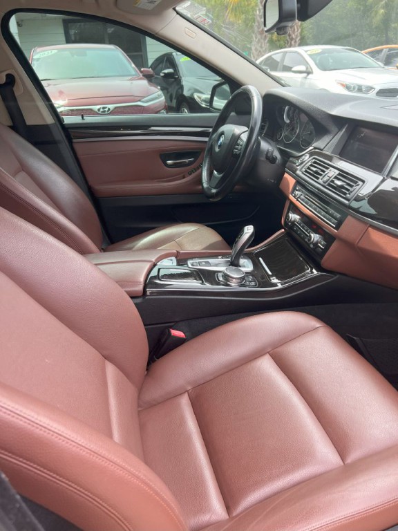 2015 BMW 5 Series Image 12