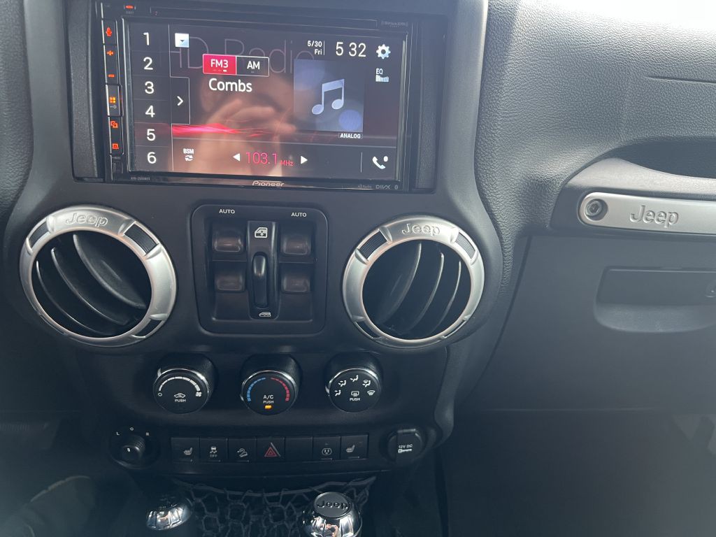 2016 Jeep Wrangler Unlimited Image 15