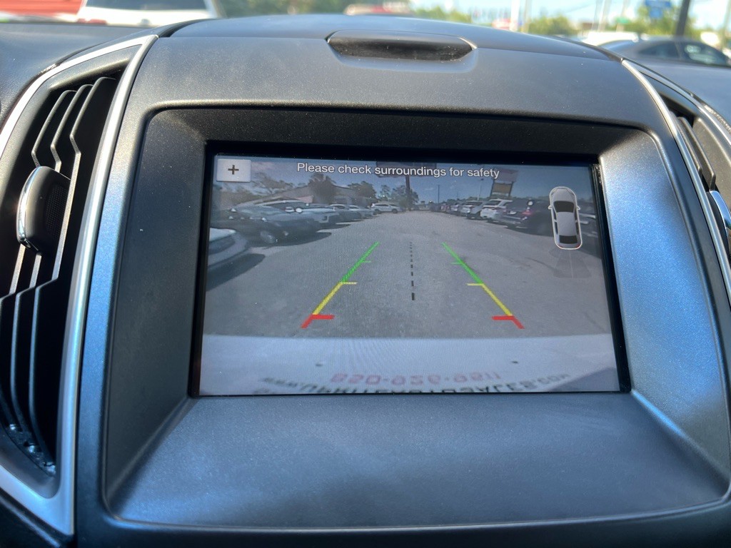 2016 Ford Edge Image 16