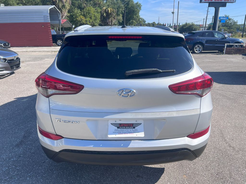 2016 Hyundai Tucson Image 6