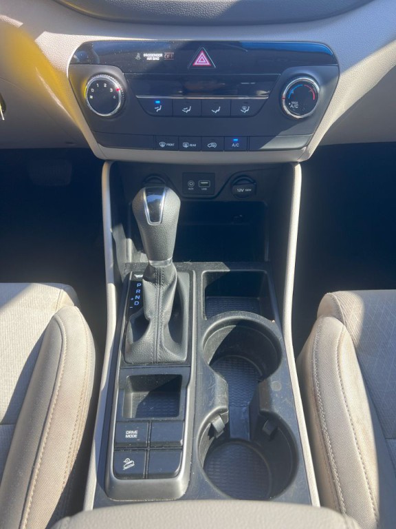 2016 Hyundai Tucson Image 15