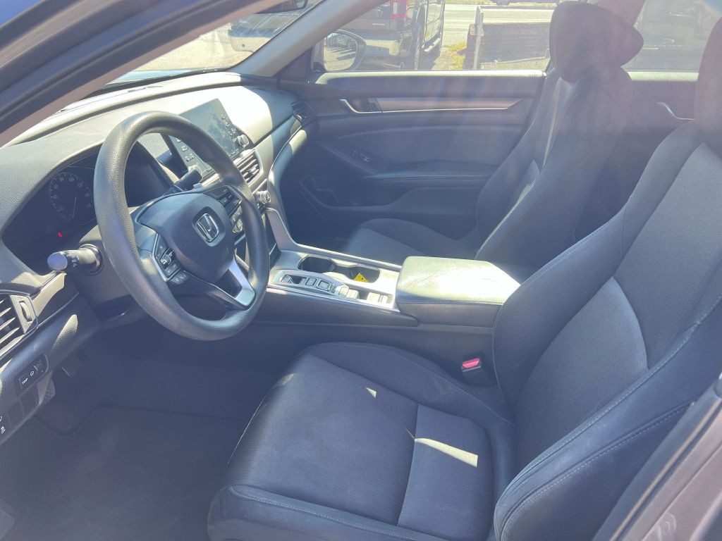 2018 Honda Accord Image 9