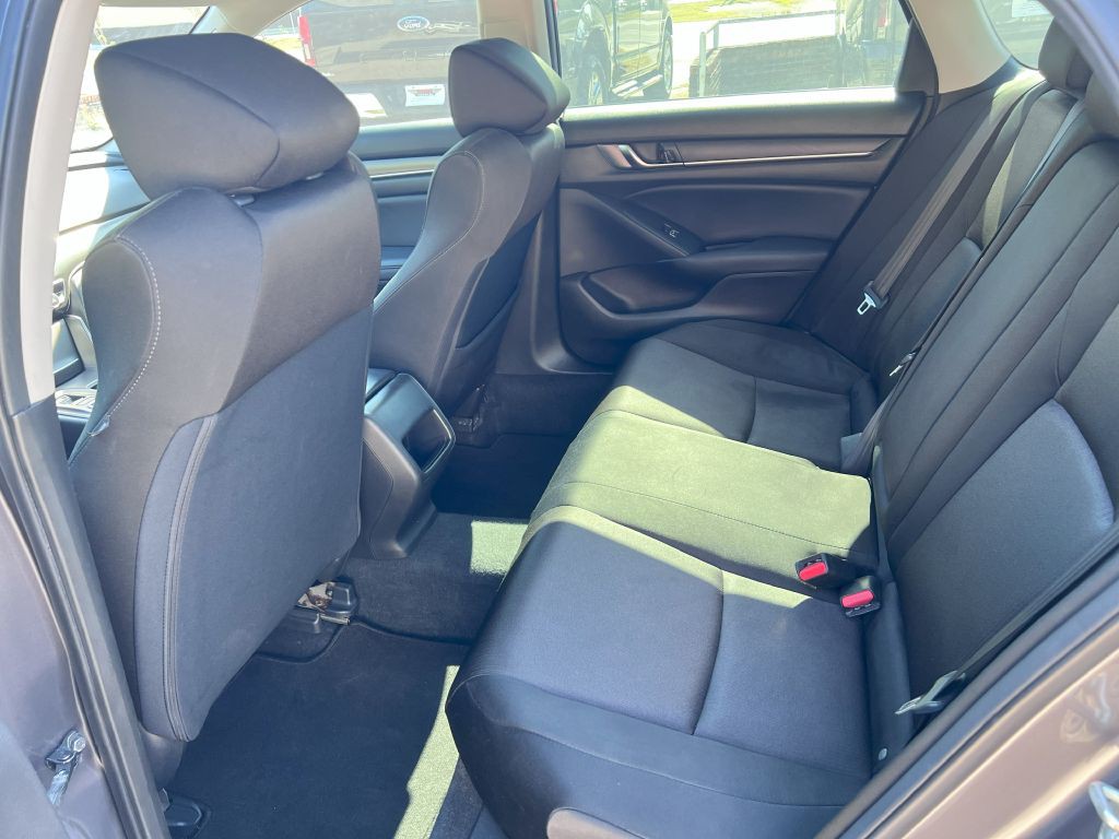 2018 Honda Accord Image 12