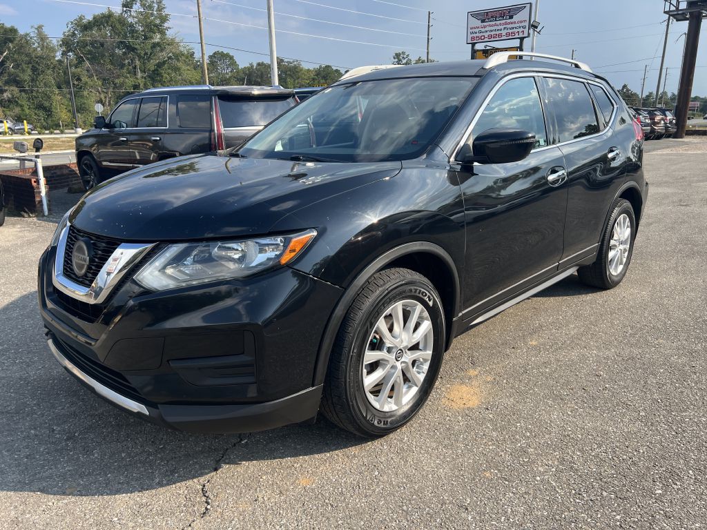 2019 Nissan Rogue Image 1