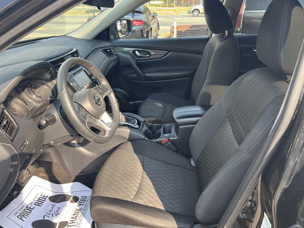 2019 Nissan Rogue Image 9