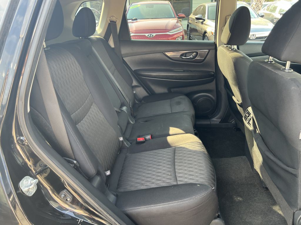 2019 Nissan Rogue Image 11