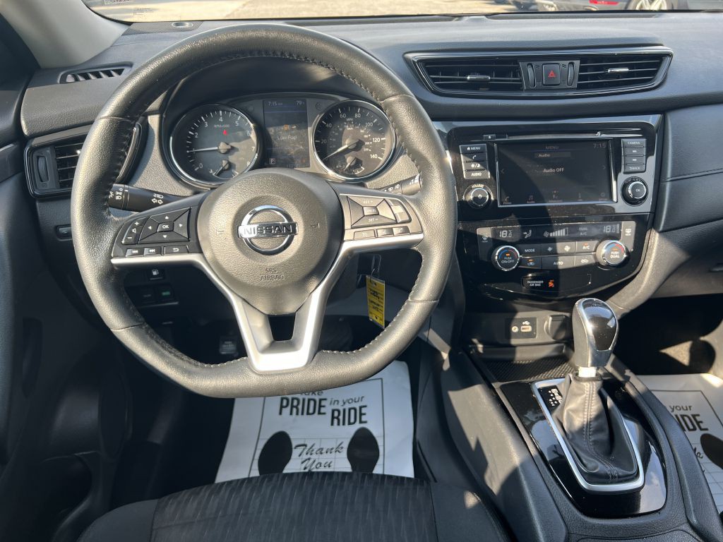 2019 Nissan Rogue Image 13