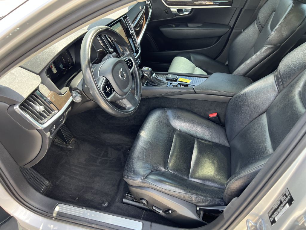 2018 Volvo S90 Image 9