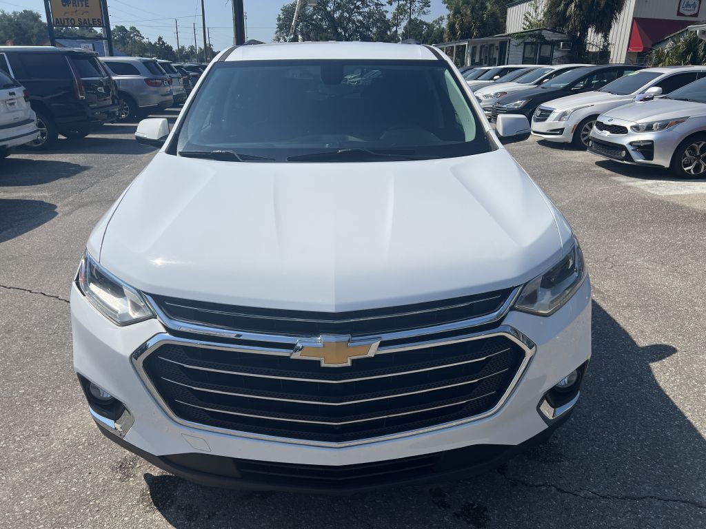 2018 Chevrolet Traverse Image 2