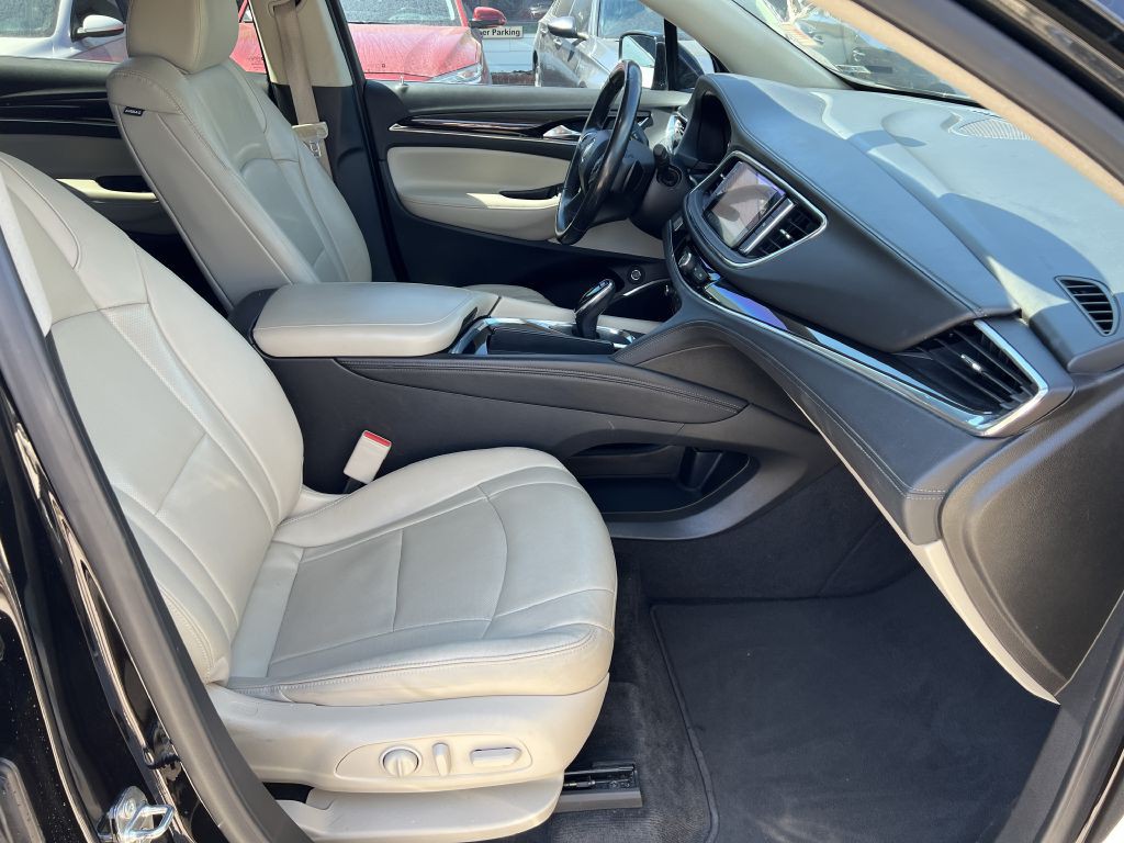 2020 Buick Enclave Image 10