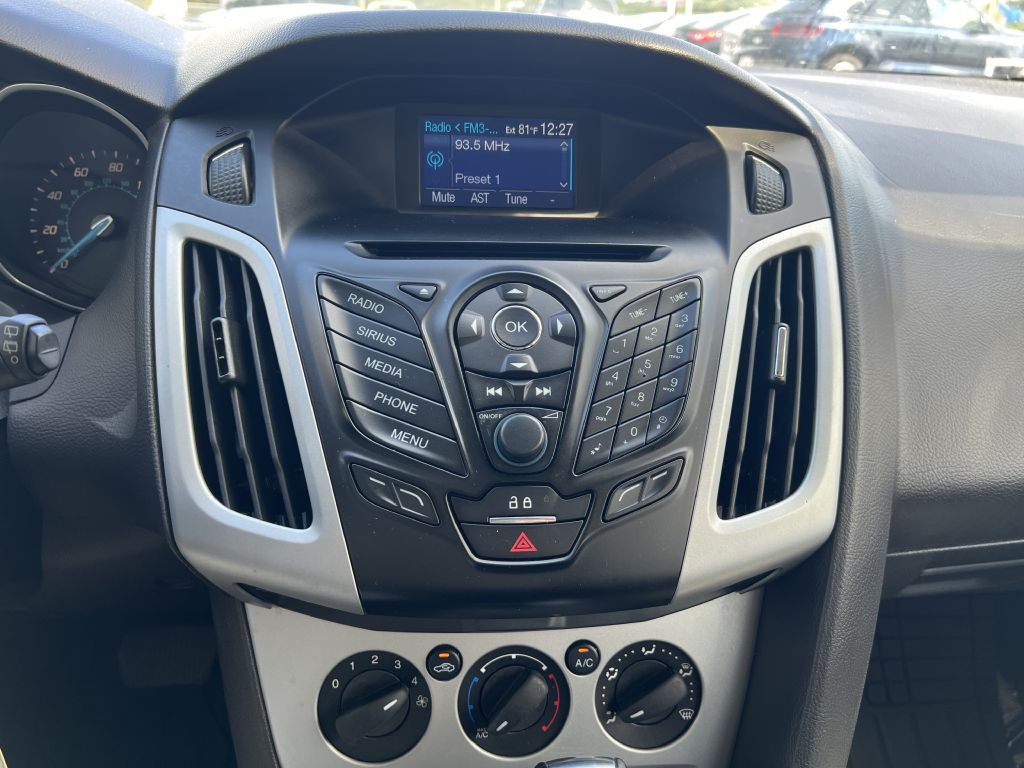 2014 Ford Focus Image 15