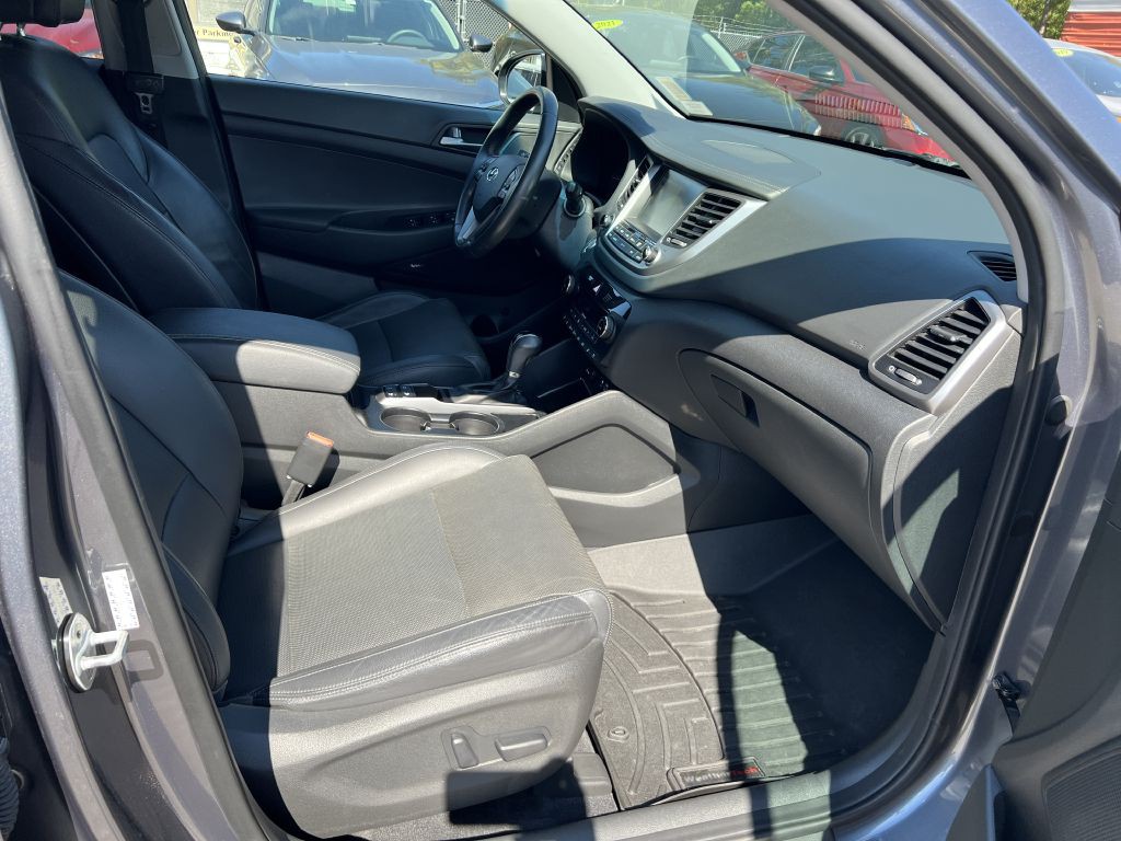2017 Hyundai Tucson Image 10