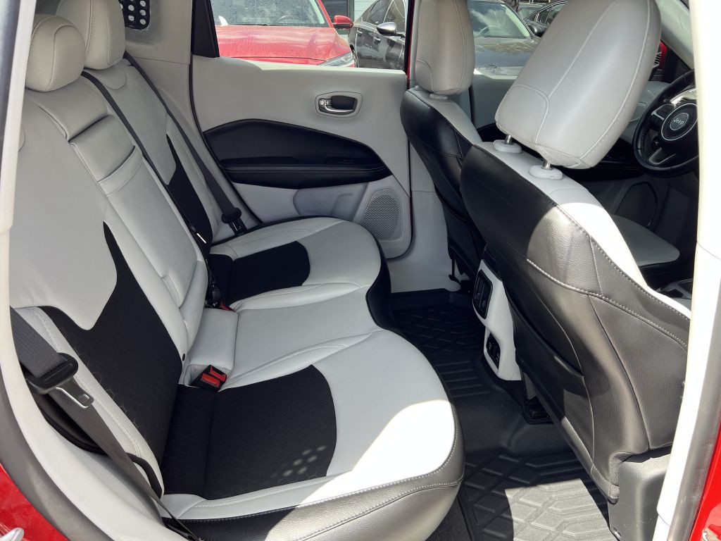 2019 Jeep Compass Image 11