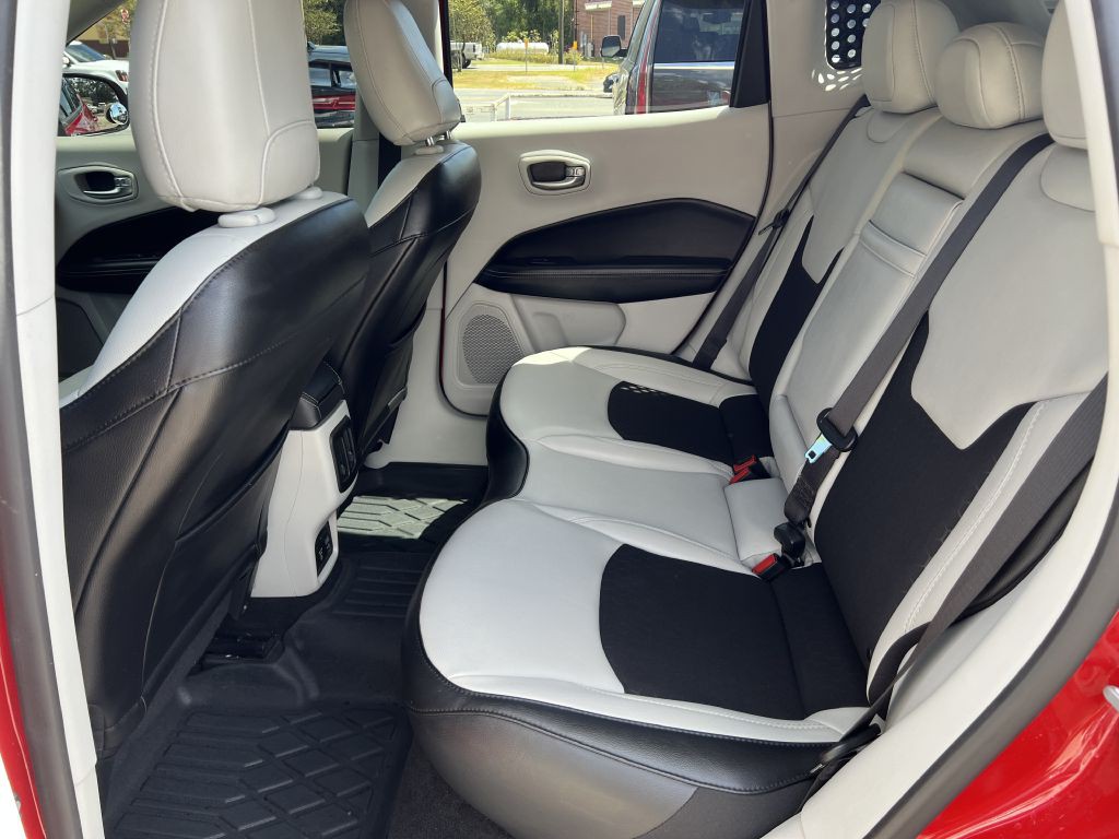 2019 Jeep Compass Image 13