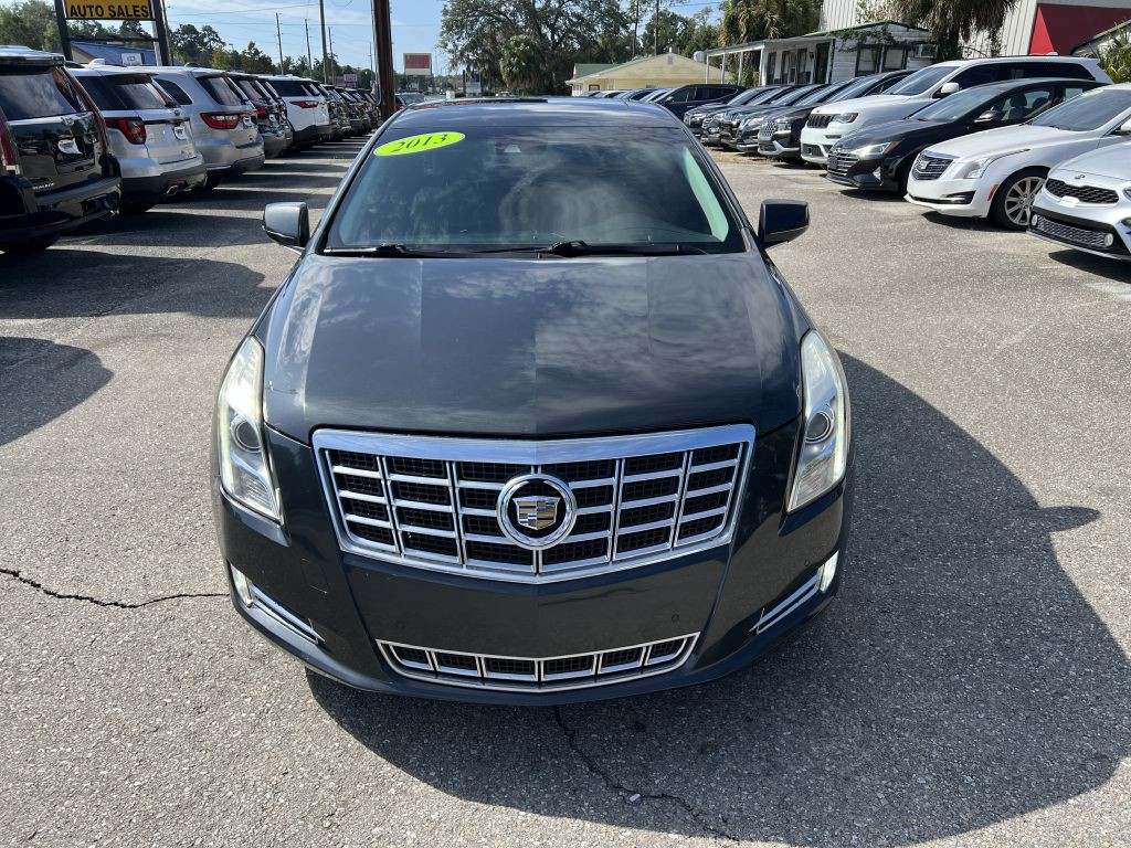 2013 Cadillac XTS Image 2