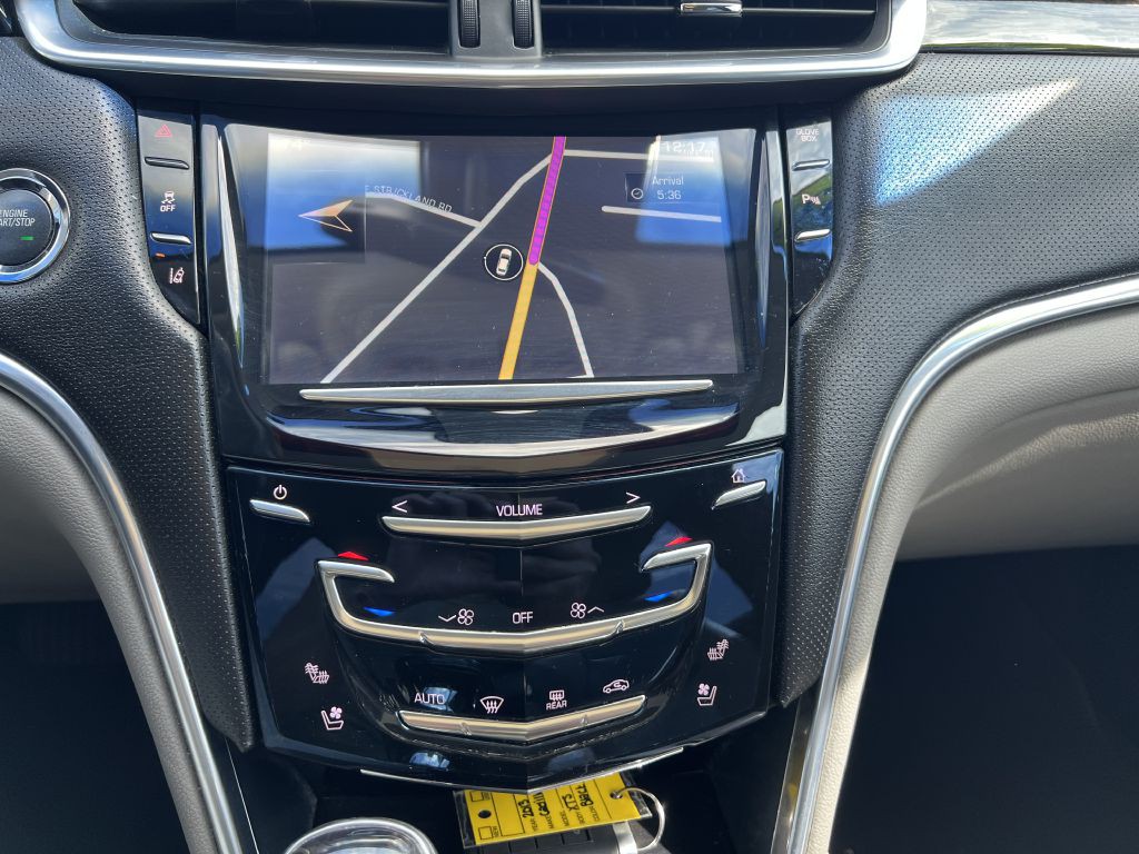 2013 Cadillac XTS Image 15