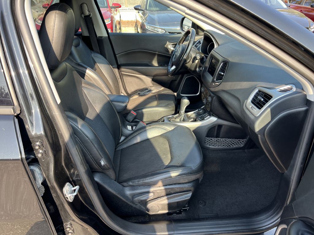 2020 Jeep Compass Image 10