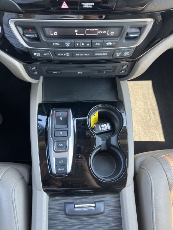 2017 Honda Pilot Image 18