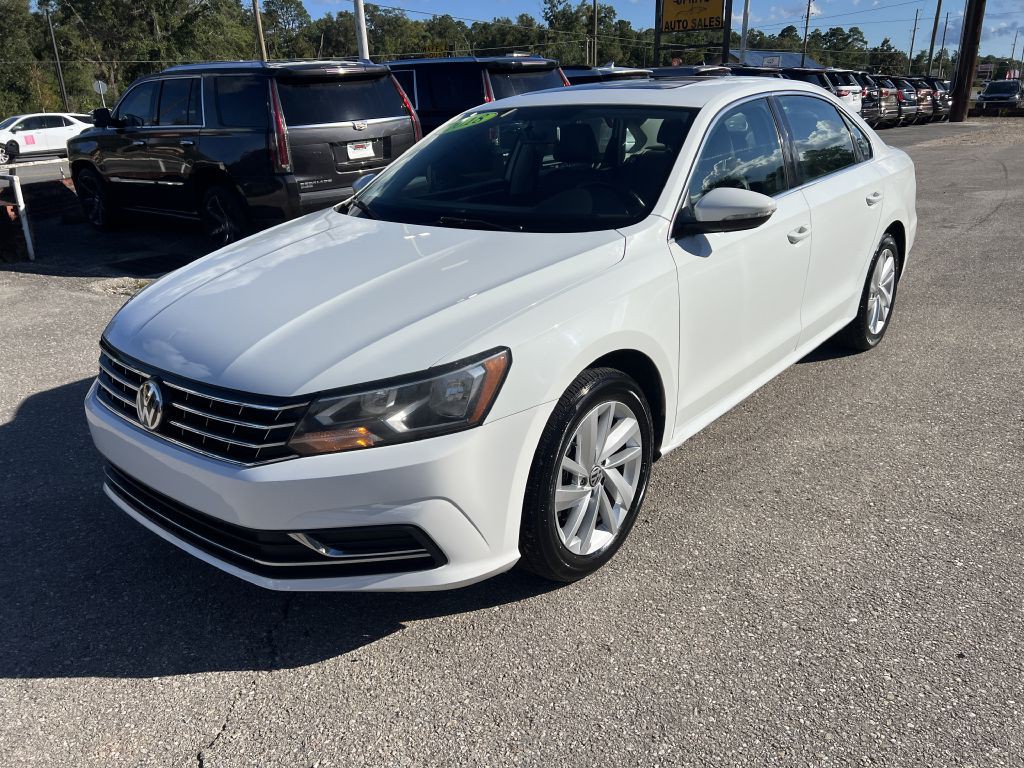 2018 Volkswagen Passat Image 1