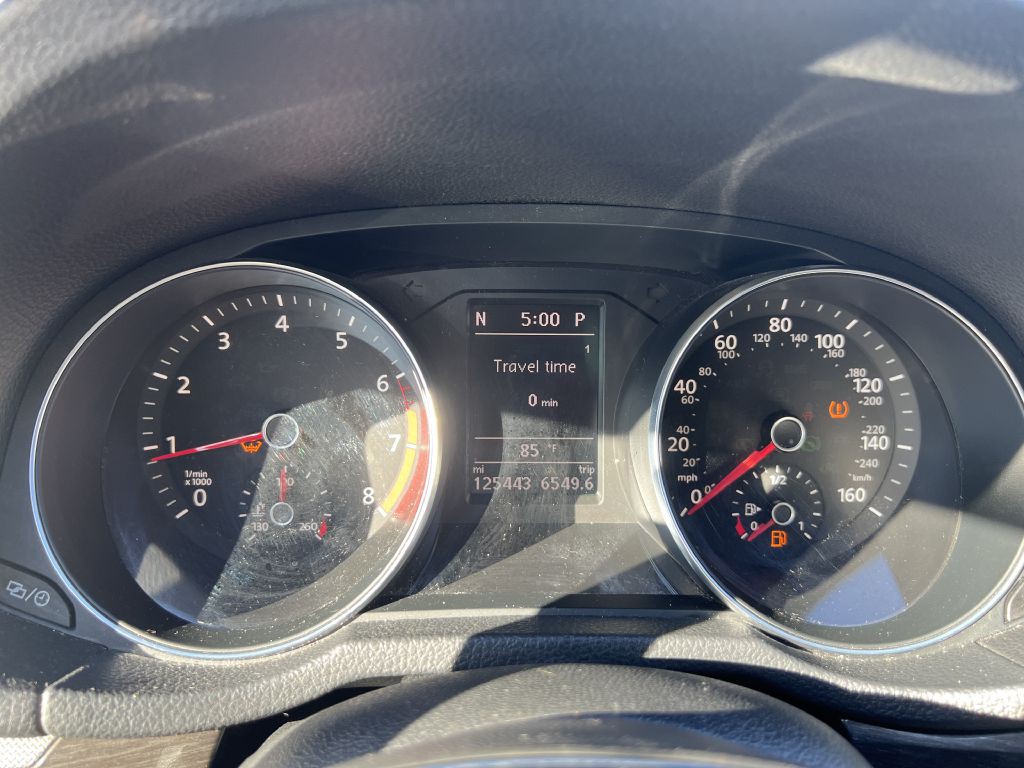 2018 Volkswagen Passat Image 14