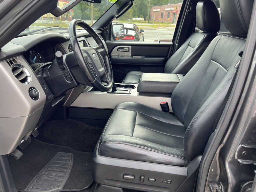 2017 Ford Expedition Image 9