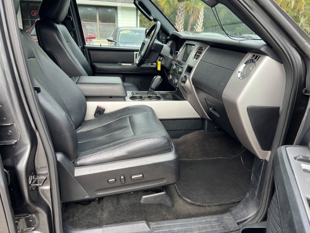 2017 Ford Expedition Image 10