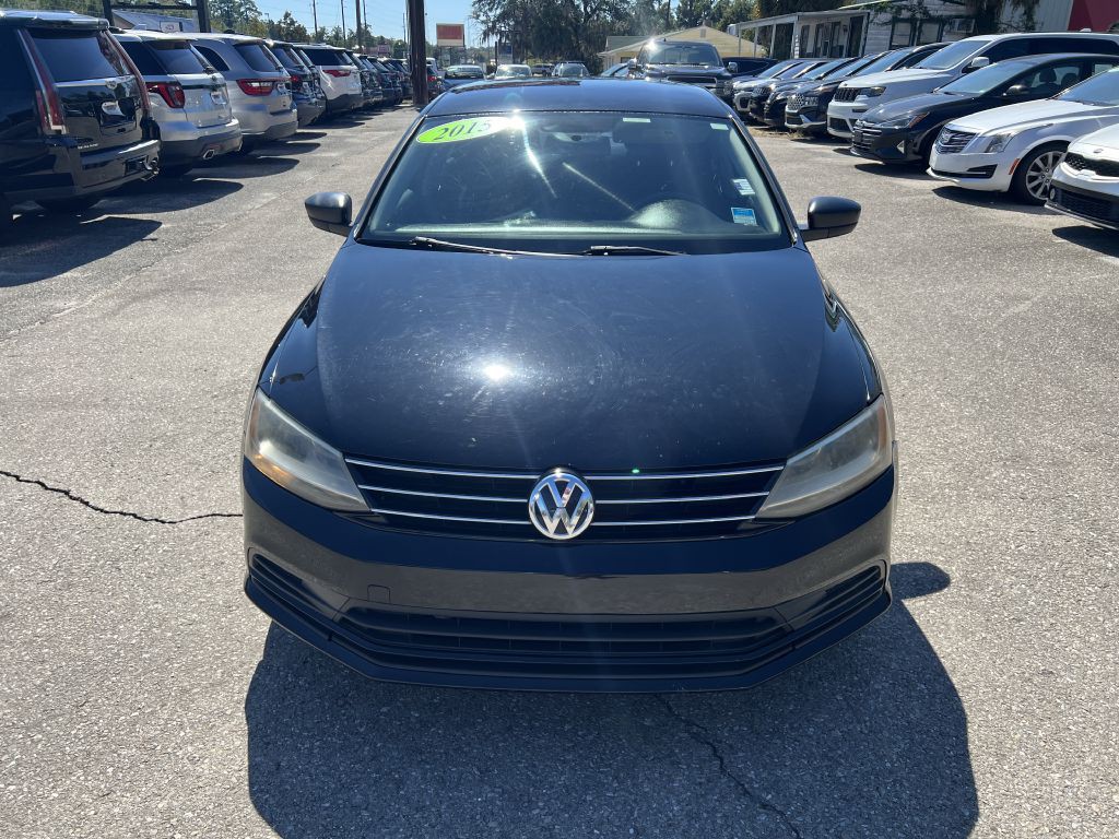 2015 Volkswagen Jetta Image 2