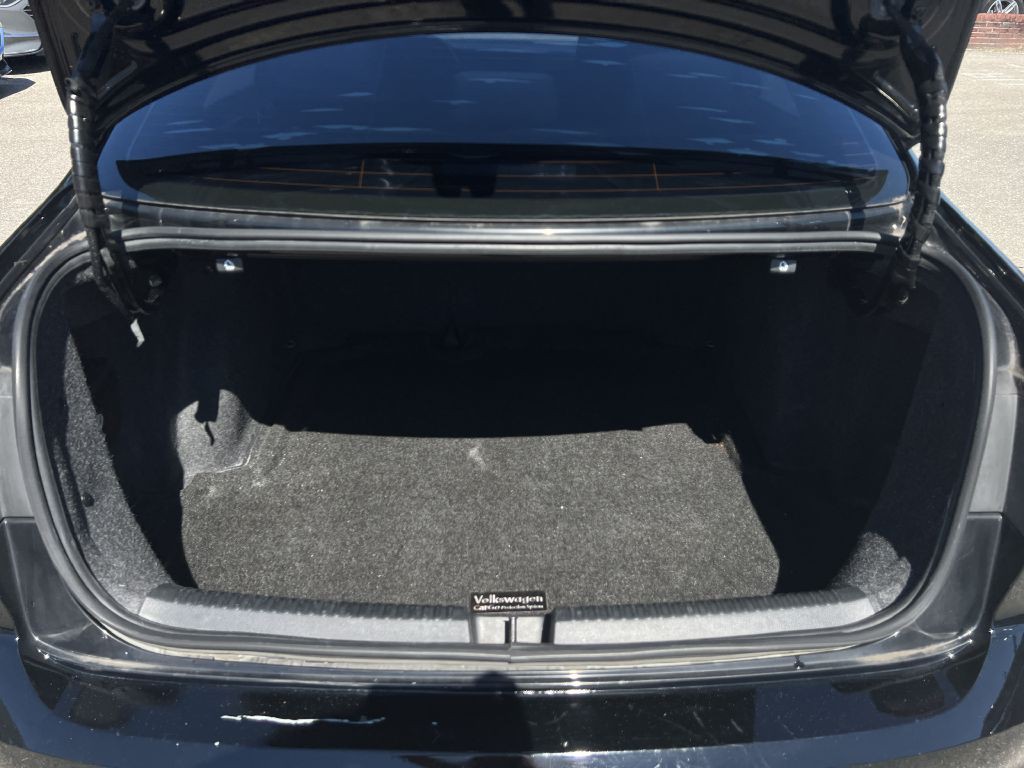 2015 Volkswagen Jetta Image 18