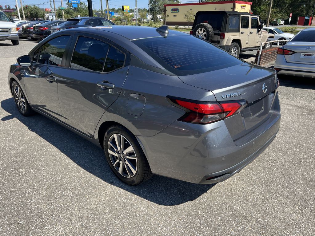 2020 Nissan Versa Image 7