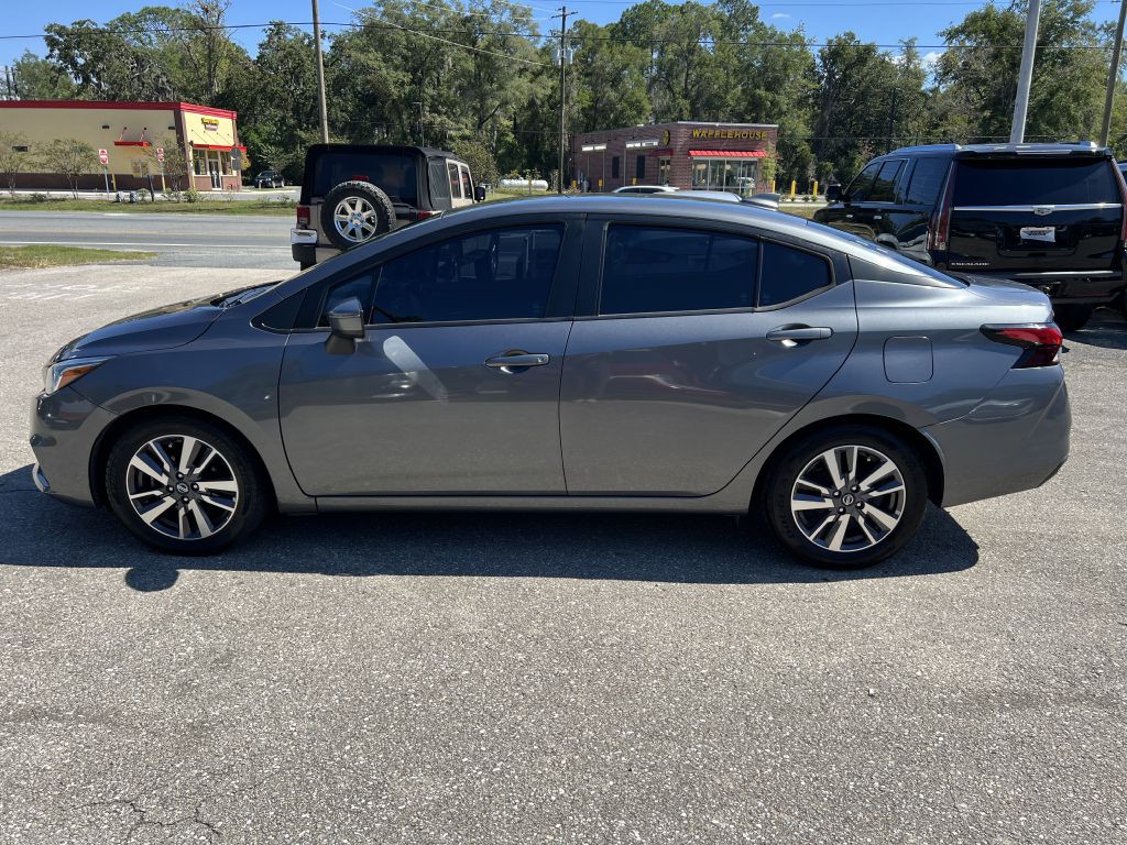 2020 Nissan Versa Image 8