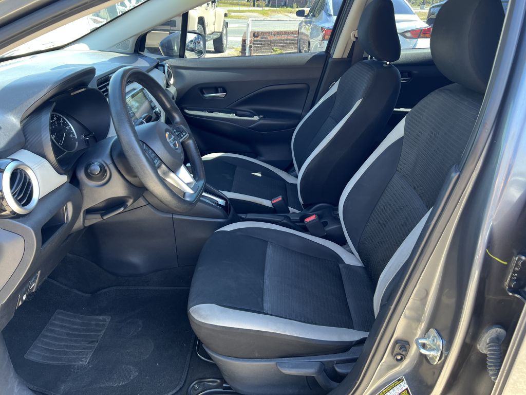 2020 Nissan Versa Image 9