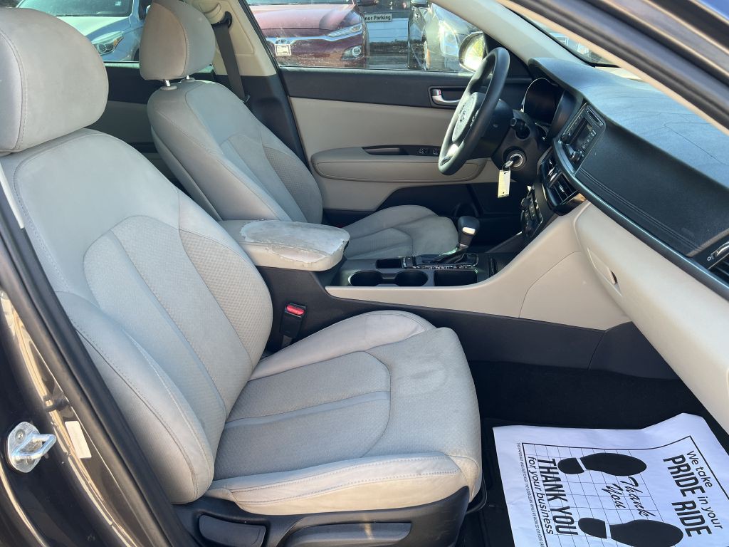 2017 Kia Optima Image 10