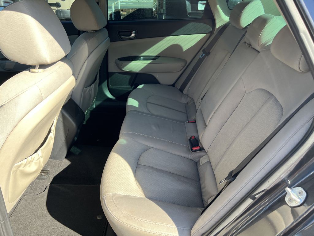 2017 Kia Optima Image 12