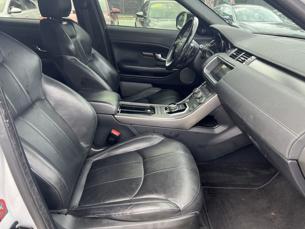 2019 Land Rover Range Rover Evoque Image 10