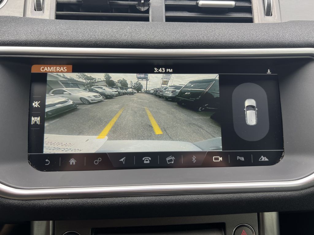 2019 Land Rover Range Rover Evoque Image 16