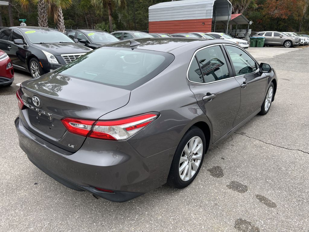 2020 Toyota Camry Image 5