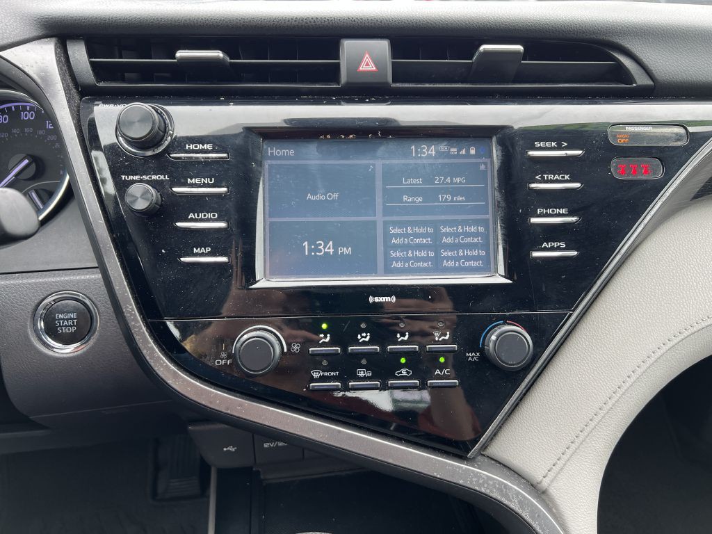 2020 Toyota Camry Image 15