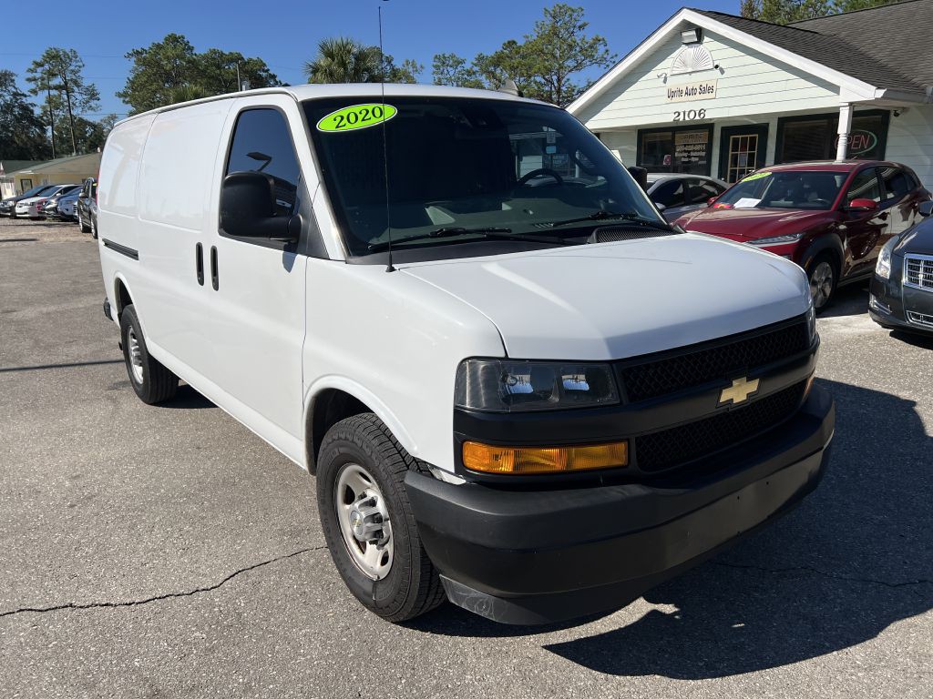 2020 Chevrolet Express Image 3