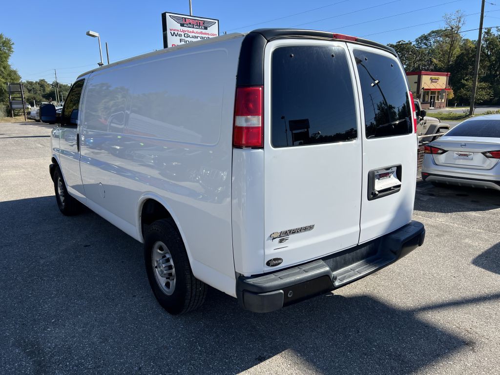2020 Chevrolet Express Image 7