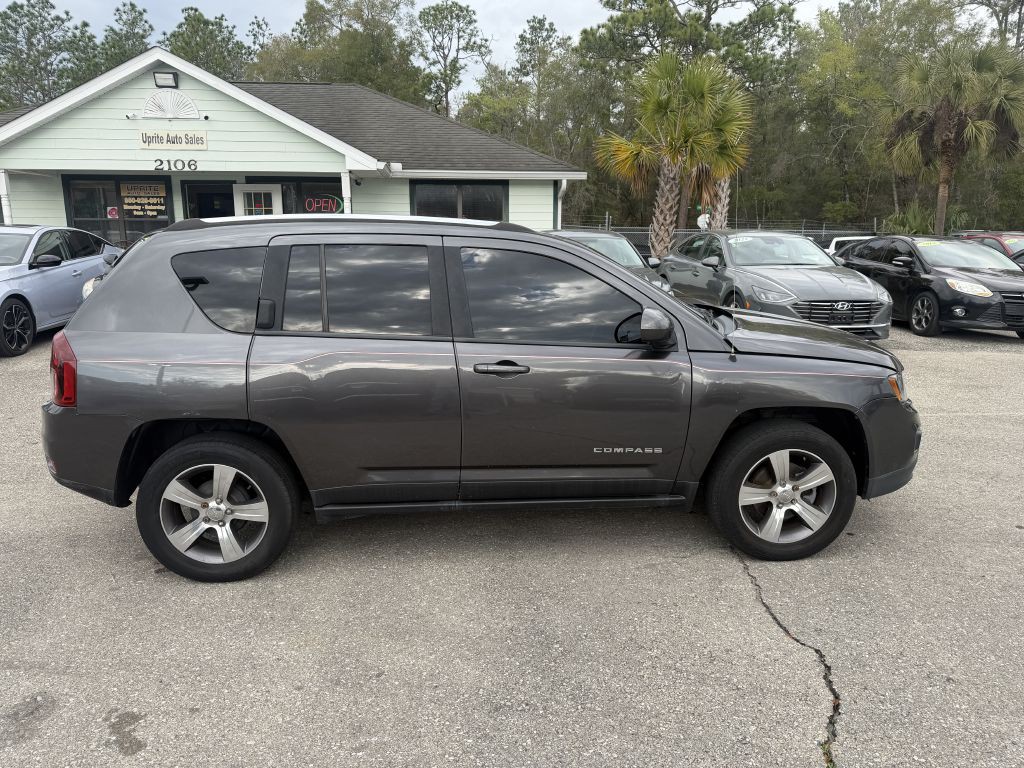 2017 Jeep Compass Image 4