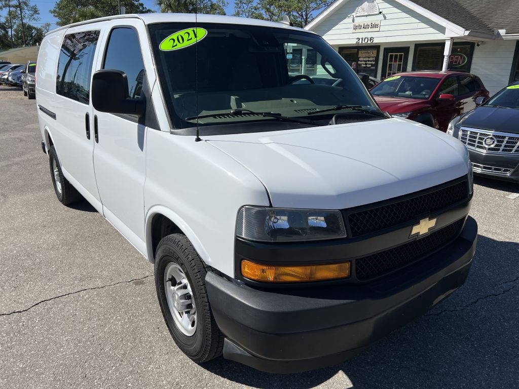 2021 Chevrolet Express Image 3