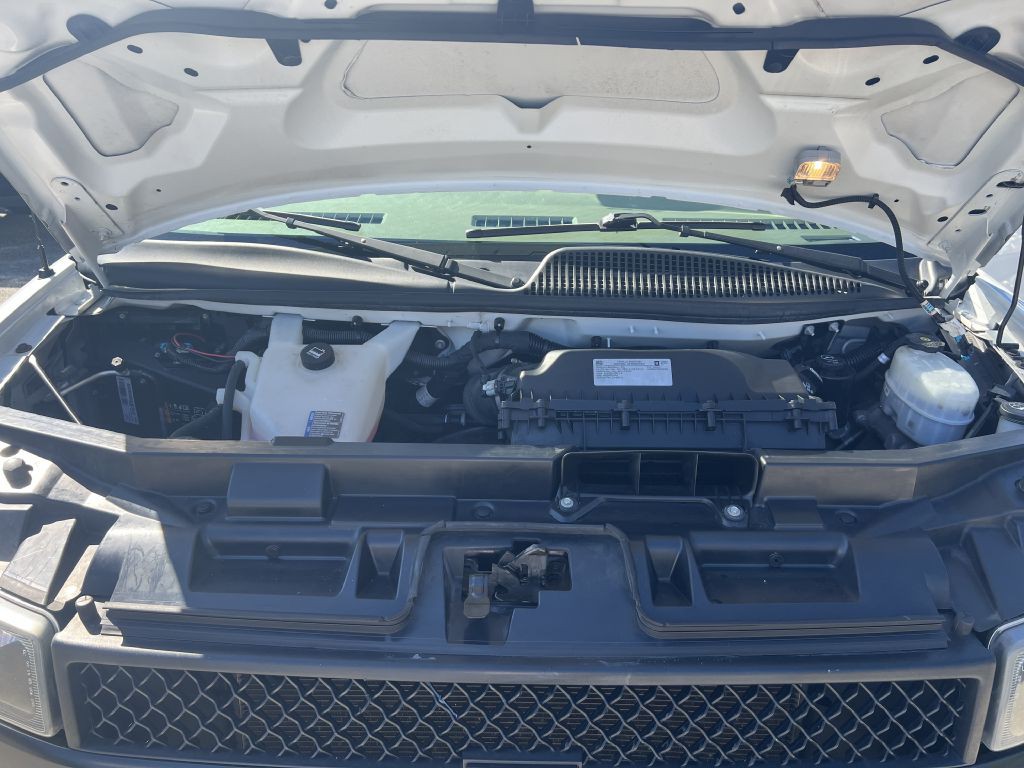 2021 Chevrolet Express Image 16
