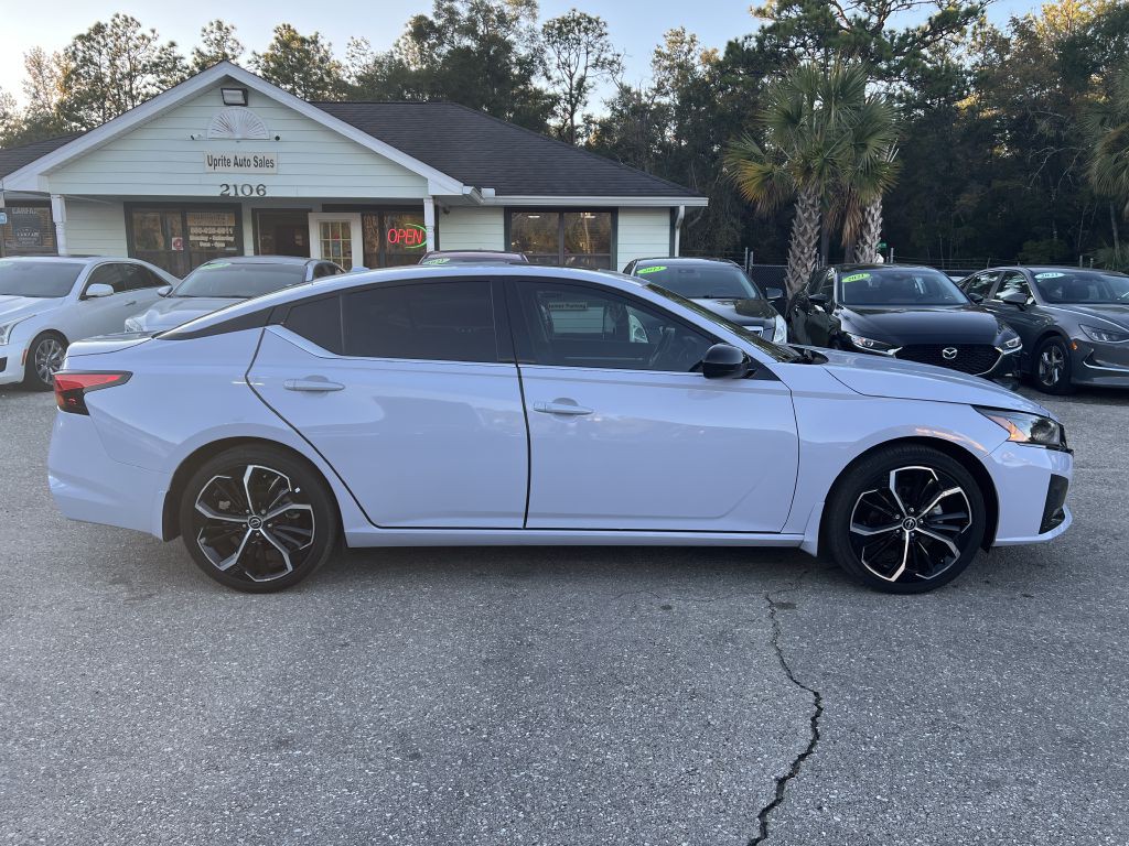 2024 Nissan Altima Image 4