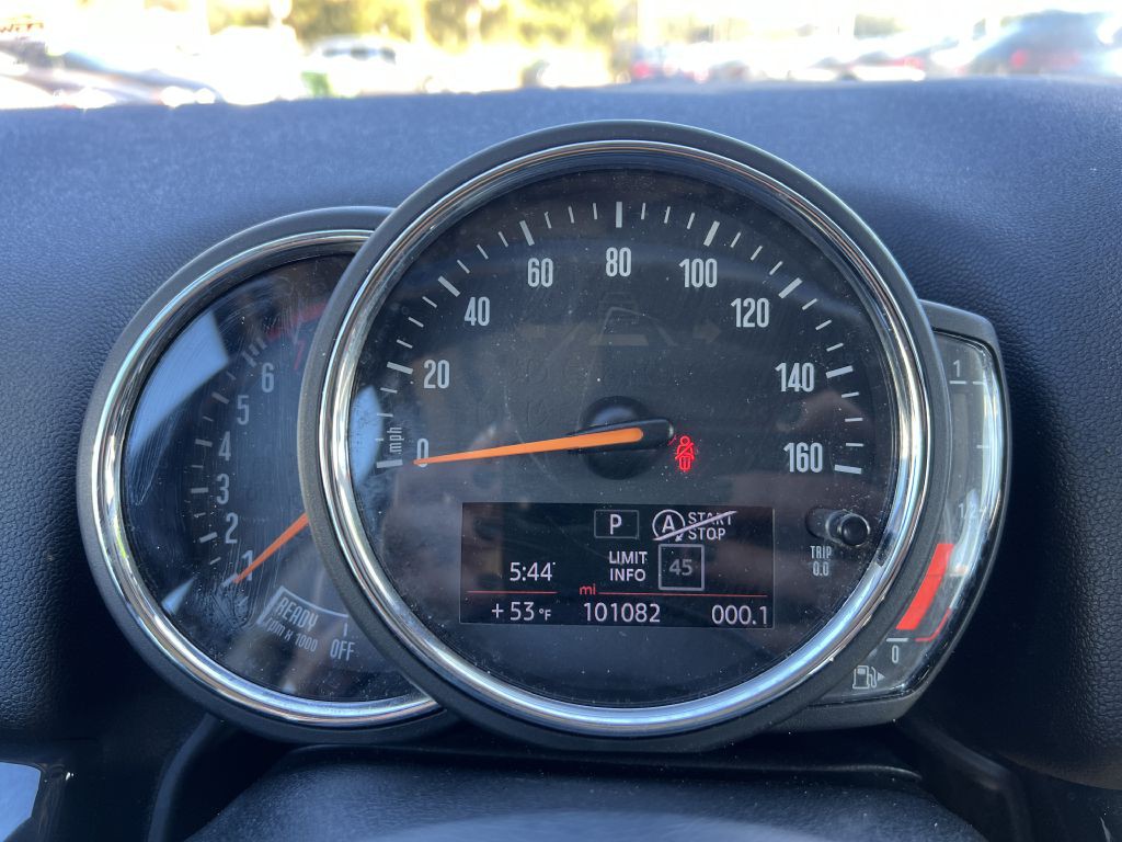 2020 MINI Cooper Image 14